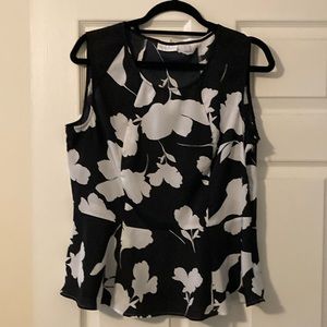 New York & Company Floral Black & White Peplum Top
